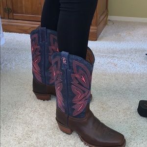 Tony lama boots. Worn a few times.